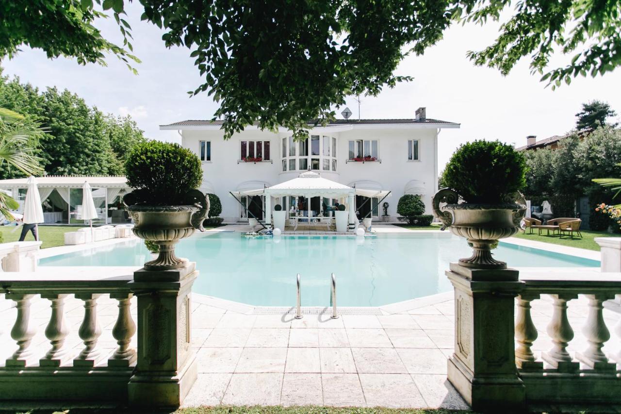 Villa Patrizia Magnago Luaran gambar